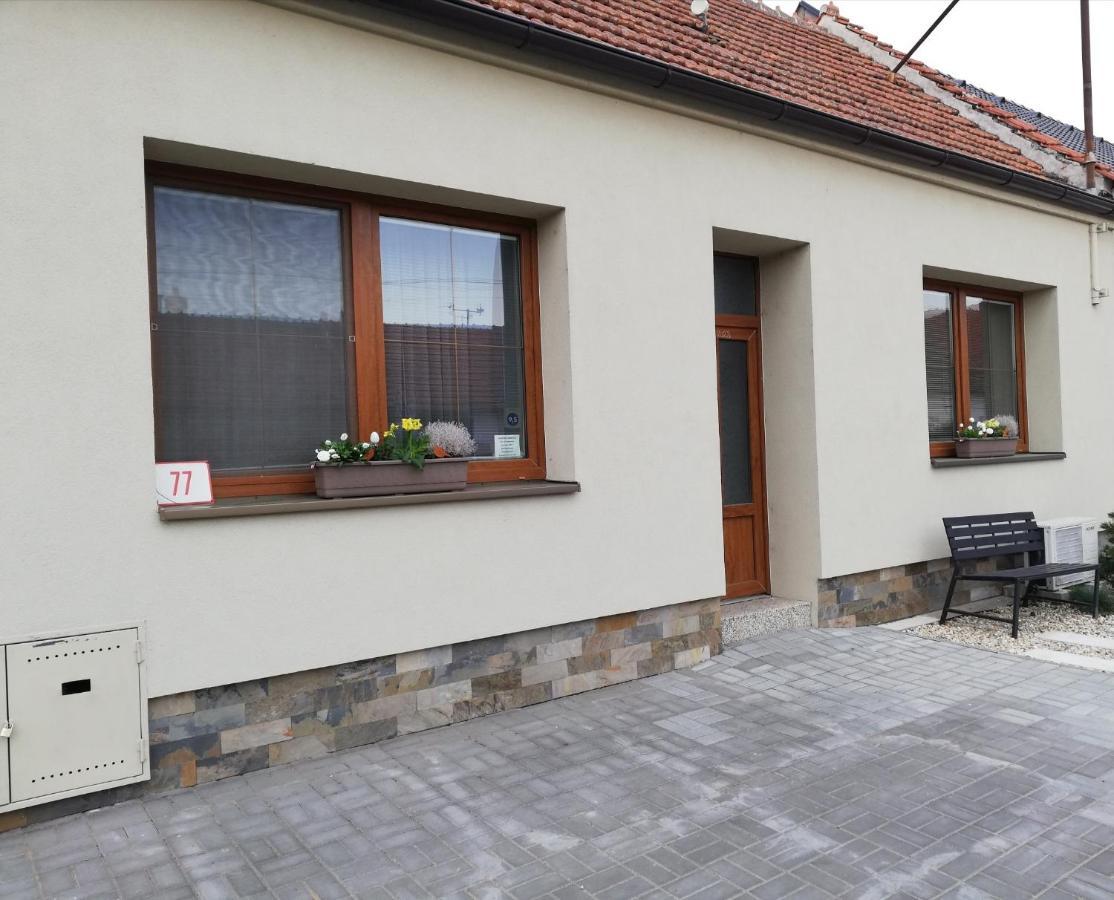 Apartmán Lednická Břeclav Kültér fotó